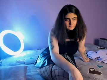 Shinyflowerrr Chaturbate stream image from February 05, 2025