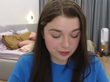 Tutti_Frutti_ Chaturbate stream image from February 05, 2025