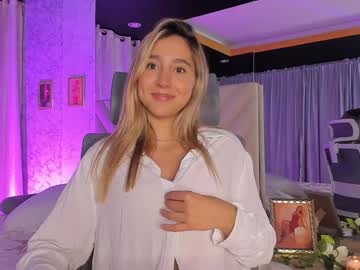 Tifanny_Montana Chaturbate stream image from February 05, 2025