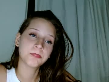 Candygirlsweett Chaturbate stream image from February 06, 2025