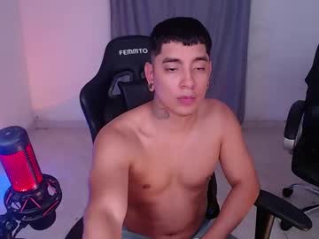 Saenz_Hotx Chaturbate stream image from February 06, 2025