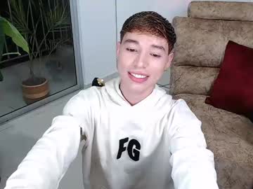 Coddy_Doll Chaturbate stream image from February 06, 2025