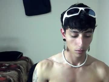 Boy_Fox_Guys Chaturbate stream image from February 06, 2025