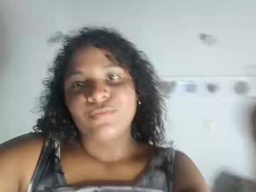 Carolinnagomez Chaturbate stream image from February 06, 2025