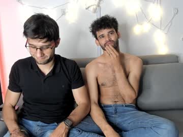 Chrisandrew_ Chaturbate stream image from February 06, 2025