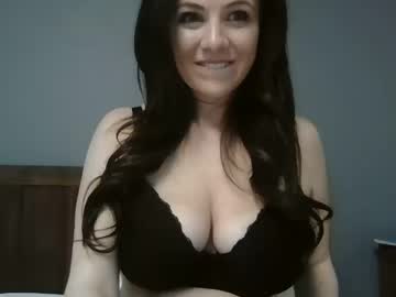 Daddysgirlxo20 stream image from February 06, 2025