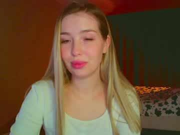 Mia_Fleur_ Chaturbate stream image from February 06, 2025