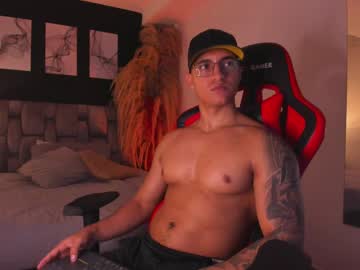 Nathan_Gross Chaturbate stream image from February 06, 2025