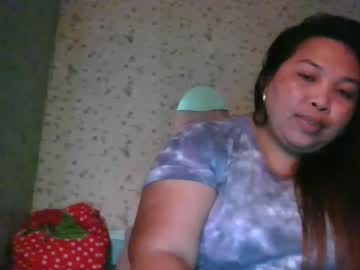 Naughtycurvycious Chaturbate stream image from February 06, 2025