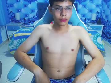 _Skiiny_Boy Chaturbate stream image from February 06, 2025