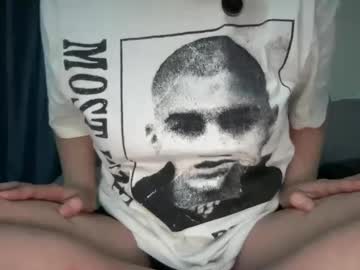 Gia_Is_Horny Chaturbate stream image from February 06, 2025
