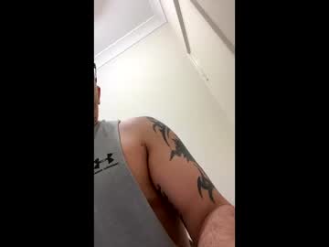 Latn_73 Chaturbate stream image from February 06, 2025