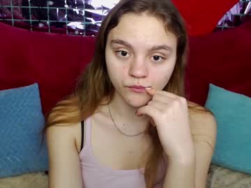 Blondmaya Chaturbate stream image from February 06, 2025