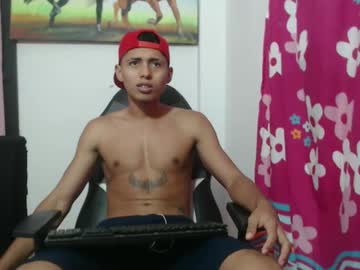 Lil_Condor_30 Chaturbate stream image from February 06, 2025