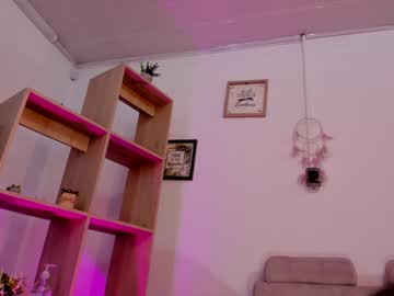 Tiarha_ Chaturbate stream image from February 06, 2025