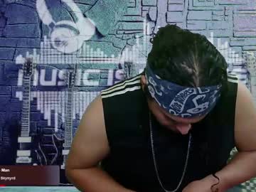 Chinoroz Chaturbate stream image from February 06, 2025