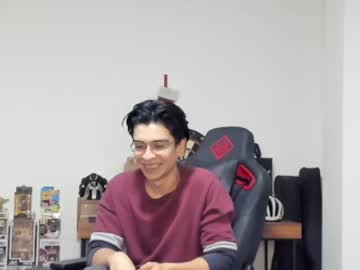 Logannick Chaturbate stream image from February 06, 2025