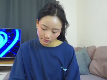 Peacebenskin Chaturbate stream image from February 06, 2025