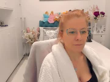 Prettyblackeyes Chaturbate stream image from February 06, 2025