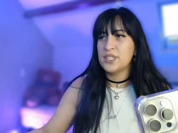 Caroladrago Chaturbate stream image from February 06, 2025