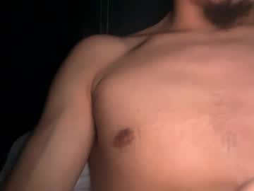Easkii Chaturbate stream image from February 06, 2025