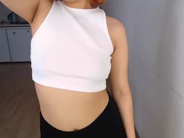 Kiara_Sunny Chaturbate stream image from February 06, 2025