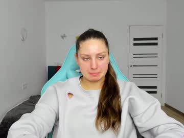 Kriswithlove Chaturbate stream image from February 06, 2025