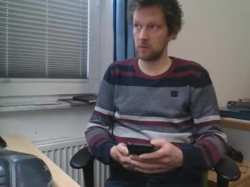 Chr28is Chaturbate stream image from February 06, 2025
