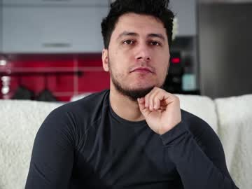 Frankhairy Chaturbate stream image from February 06, 2025
