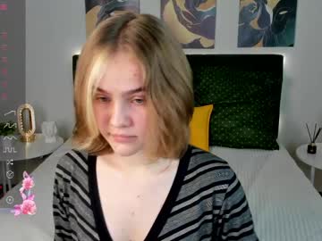 Lilimol Chaturbate stream image from February 06, 2025