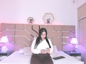 Cloe_Cifuentes Chaturbate stream image from February 06, 2025
