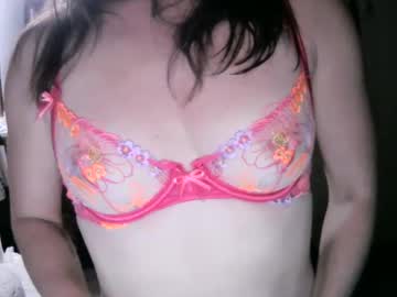 Ella_Girlnextdoor Chaturbate stream image from February 06, 2025