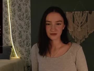 Alena_Navi Chaturbate stream image from February 06, 2025