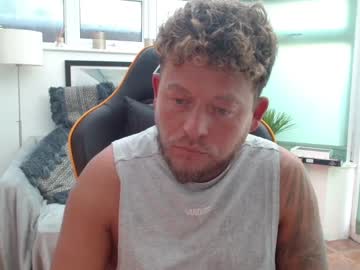 Liamsroom69 Chaturbate stream image from February 06, 2025