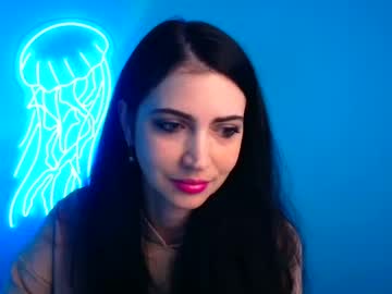 Camilla_More Chaturbate stream image from February 06, 2025