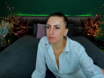 Rebecca_Diamonds Chaturbate stream image from February 06, 2025