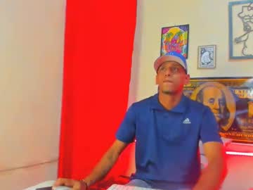 Blazehoot Chaturbate stream image from February 06, 2025