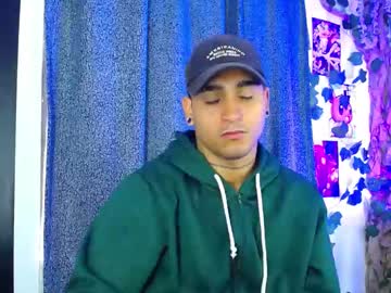 Chriss_Wg_ Chaturbate stream image from February 06, 2025
