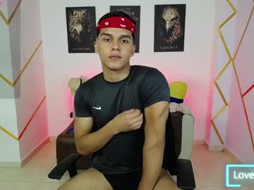 Dwayne_Brown Chaturbate stream image from February 06, 2025
