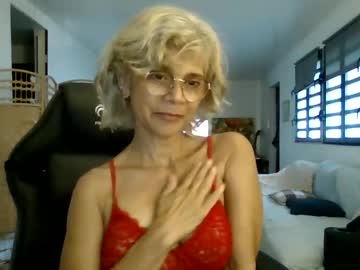 Francelune Chaturbate stream image from February 06, 2025