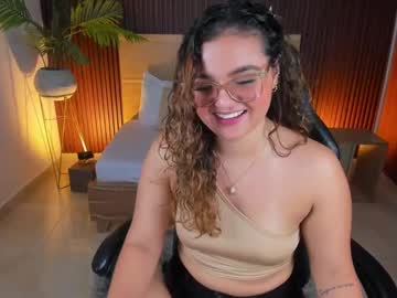 Lilly_Ass Chaturbate stream image from February 06, 2025