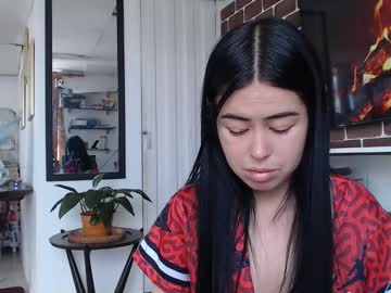 Mariangelaortiz Chaturbate stream image from February 06, 2025