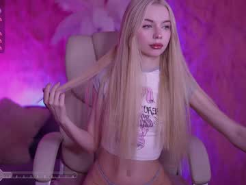 Evistarr Chaturbate stream image from February 06, 2025