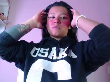 Evybubbles_ Chaturbate stream image from February 06, 2025