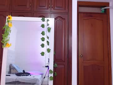 Litleslut_ Chaturbate stream image from February 06, 2025