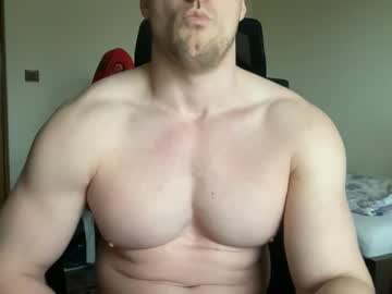 Lolmaster32 Chaturbate stream image from February 06, 2025