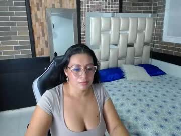 Dayana_Milf04 Chaturbate stream image from February 06, 2025