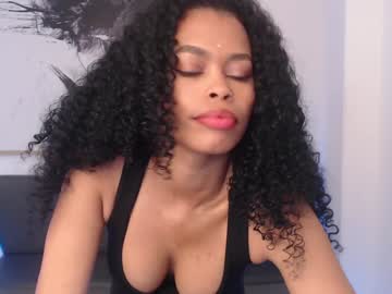 Shenna_Brunette_ Chaturbate stream image from February 06, 2025