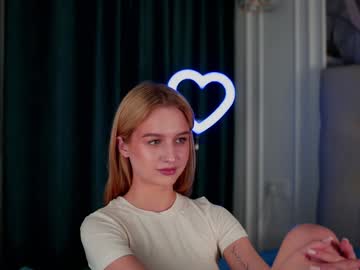 Zaraevetts Chaturbate stream image from February 06, 2025