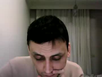 Awesenheit Chaturbate stream image from February 06, 2025
